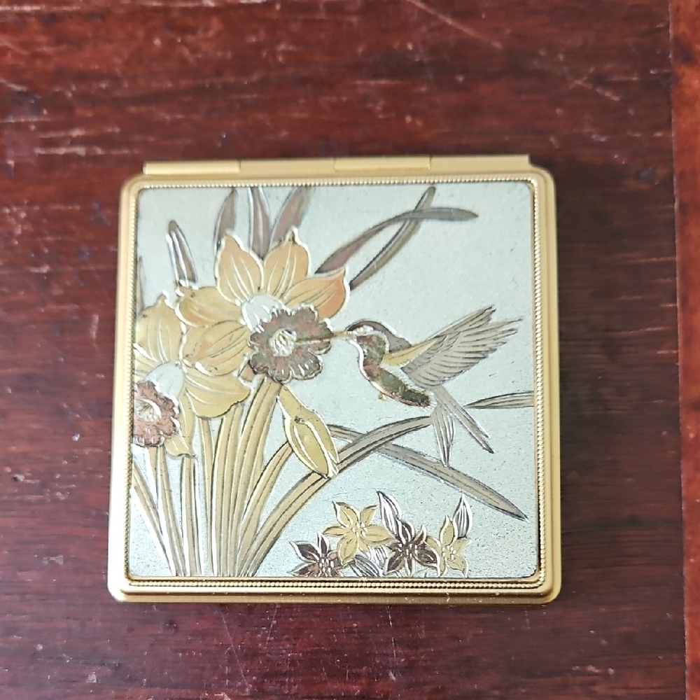 Vintage Chokin Compact Duel Mirror Daffodile & Hummingbird